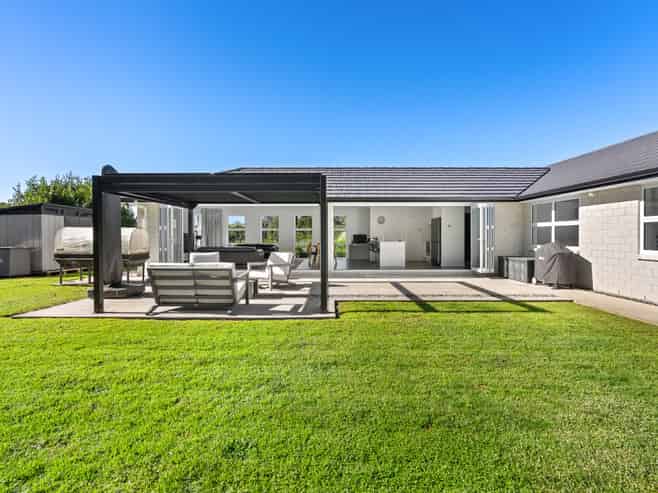 23 Catherin Servant Close, Maunu