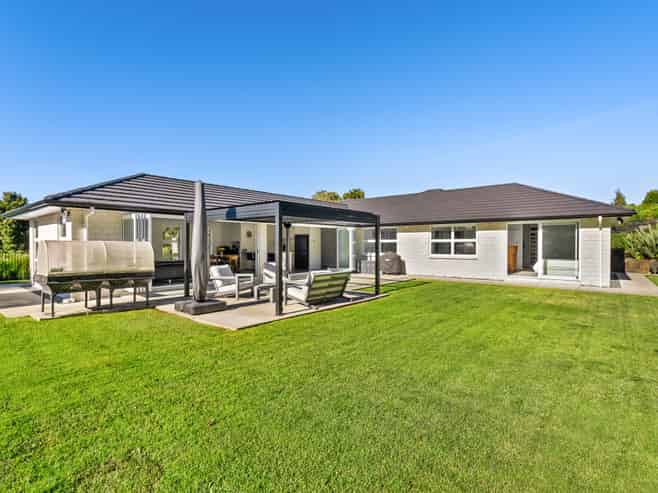 23 Catherin Servant Close, Maunu