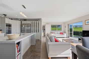 630 Crane Road, Kauri