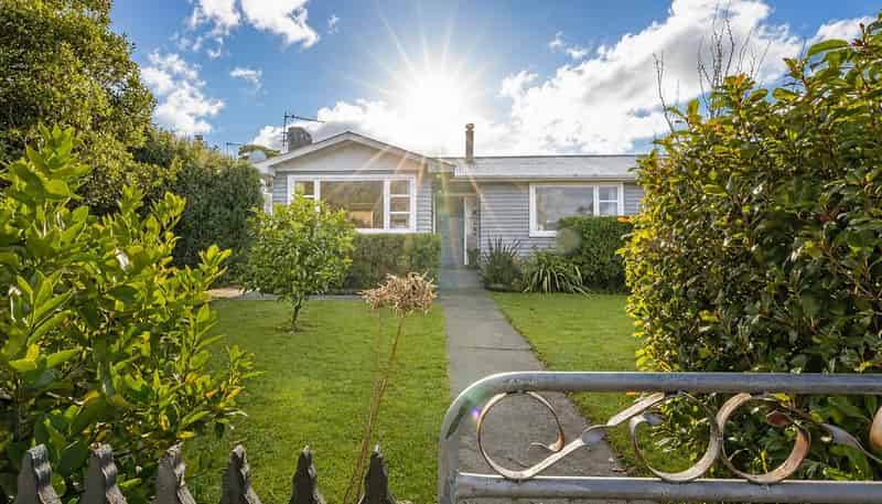 3 Tait Crescent, Featherston