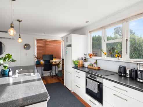 3 Tait Crescent, Featherston