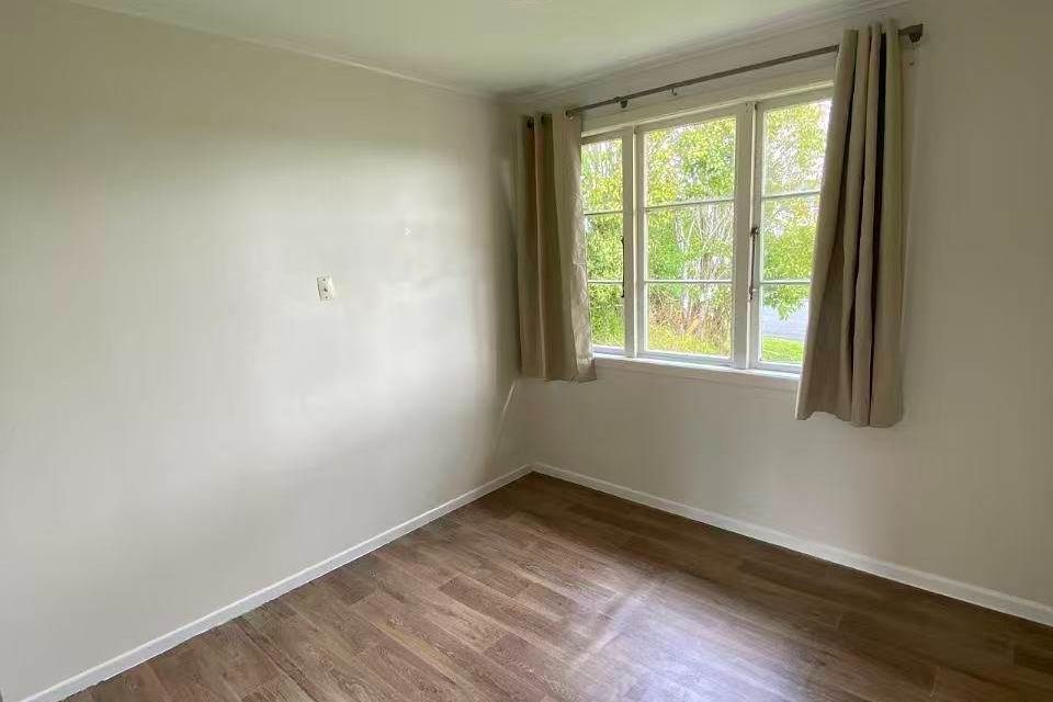 3 bedrooms +1 study room & 1 bathroom - Mehr