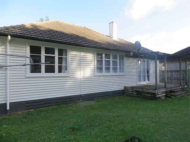 15 Cussen Street, Chartwell