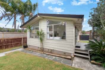2/62 Rawhiti Road, One Tree Hill