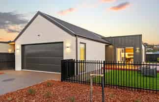 17 Greystone Close, Halswell