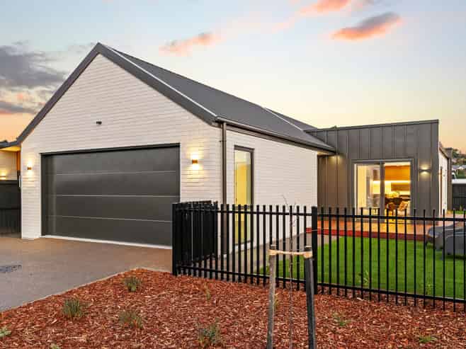 17 Greystone Close, Halswell