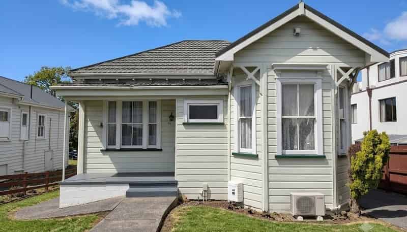 88 Manukau Road, Epsom