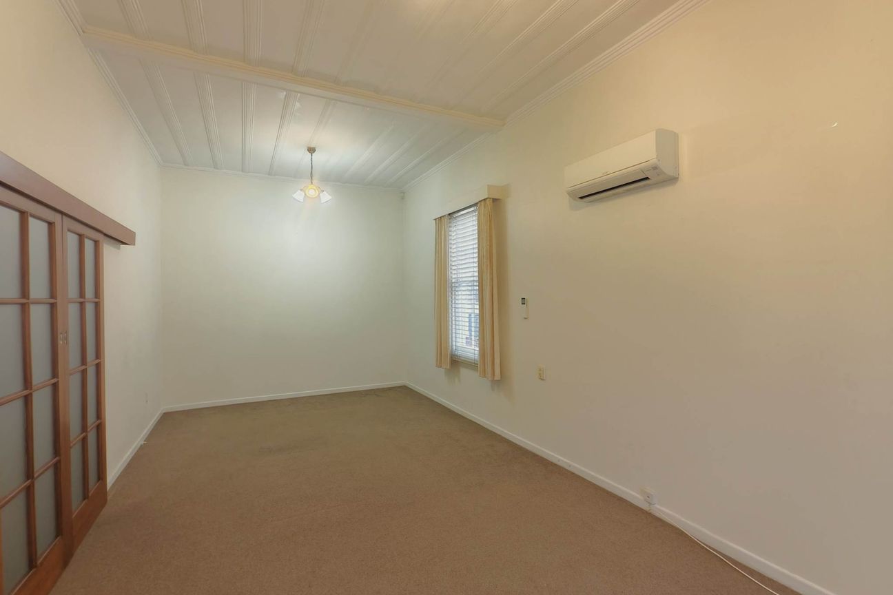 Stunning 3-Bedroom Family Home in Epsom - Widok 6