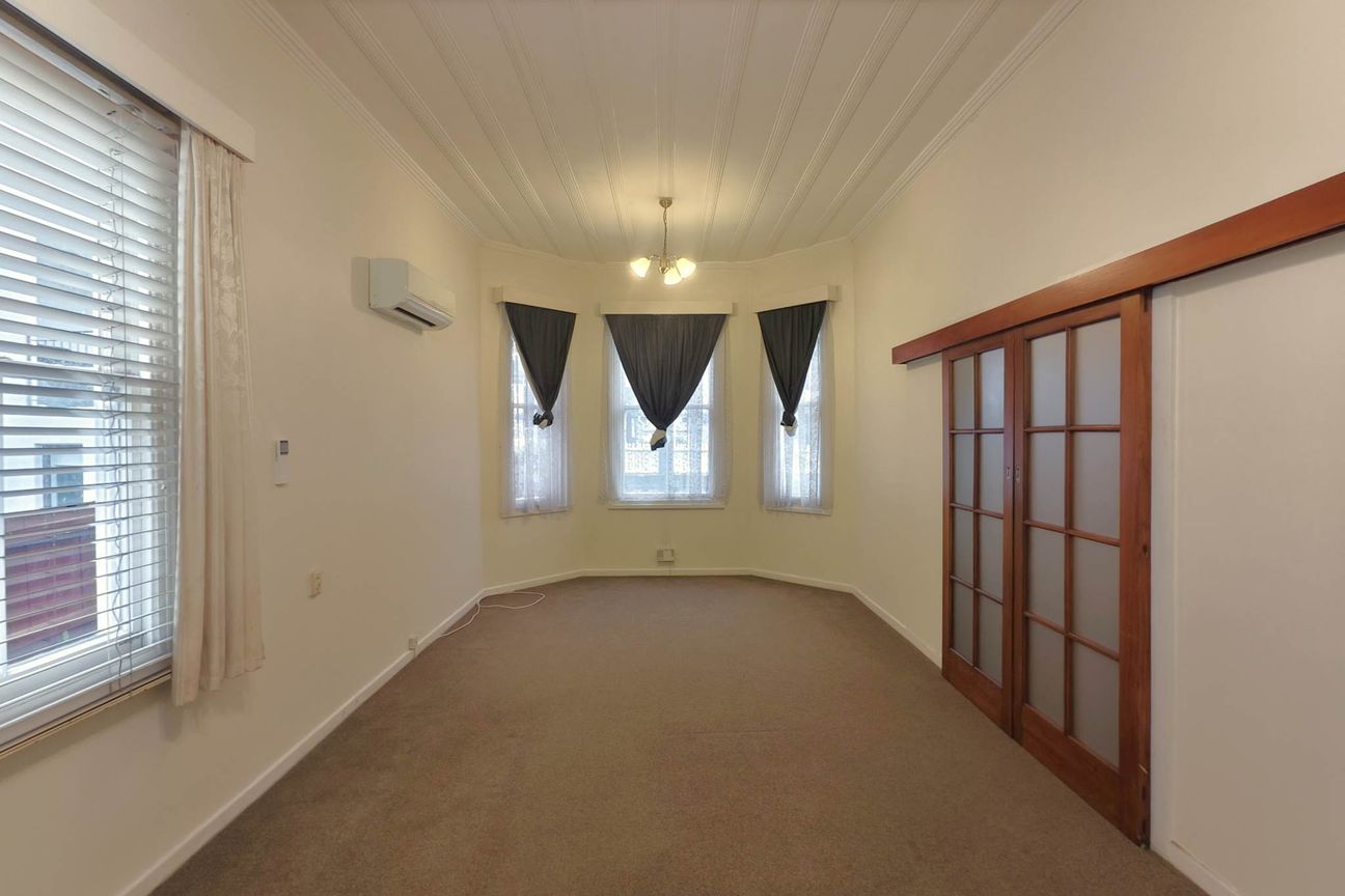 Stunning 3-Bedroom Family Home in Epsom - Widok 3