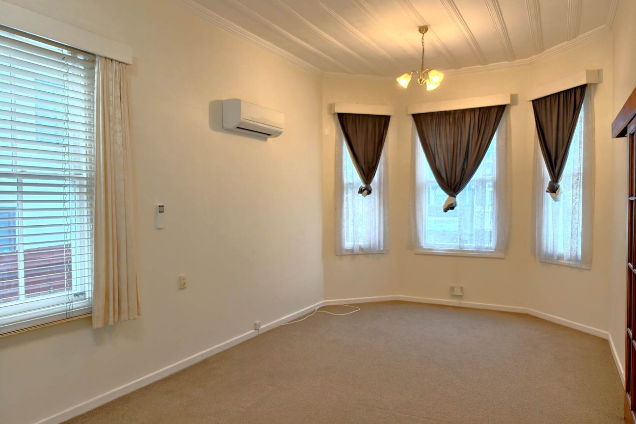 Stunning 3-Bedroom Family Home in Epsom - Widok 4