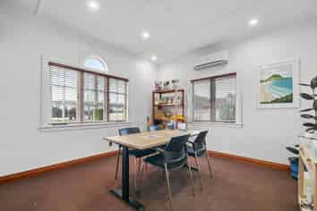 Boutique office investment with national tenant