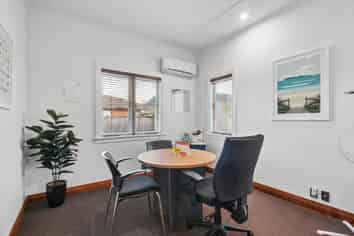 Boutique office investment with national tenant
