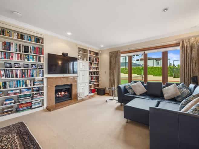 207 Beach Road, Campbells Bay