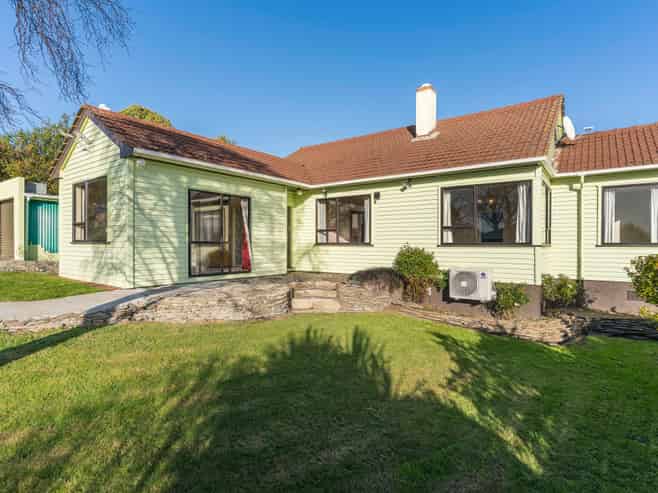 15 Dovecote Avenue, CORSTORPHINE