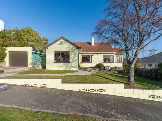 15 Dovecote Avenue, CORSTORPHINE