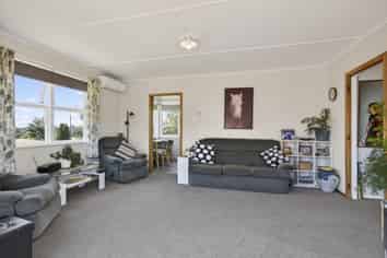 26 Clearmont Cres, Blagdon