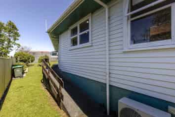 26 Clearmont Cres, Blagdon
