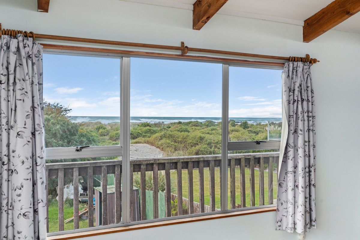 A Great Beachside Opportunity - Więcej