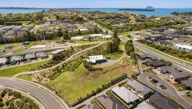 340 Omokoroa Road, Omokoroa