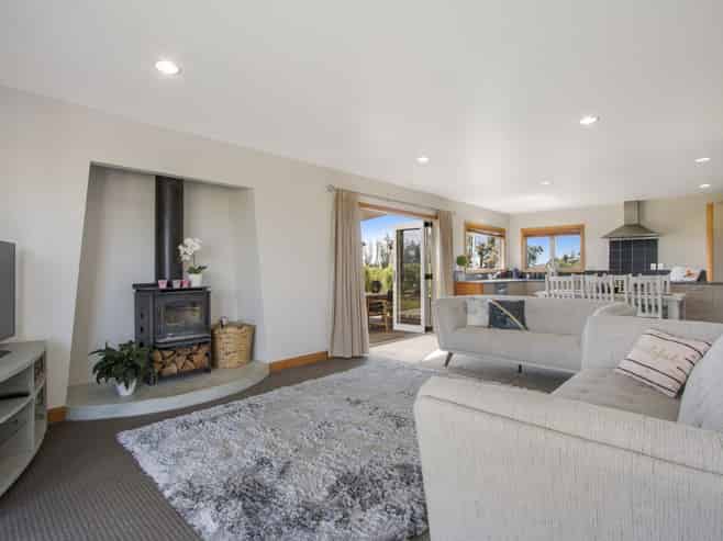 340 Omokoroa Road, Omokoroa