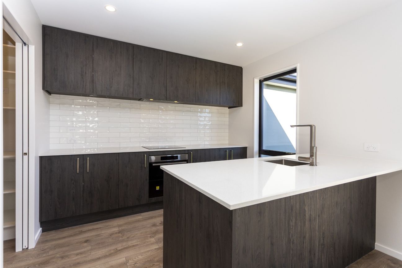 Brand New Family Home! - Widok 5