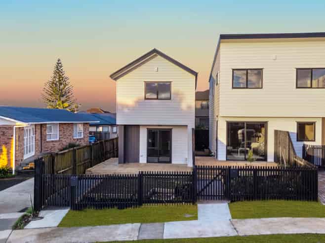 571 Massey Road, Mangere