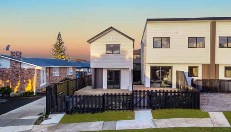 571 Massey Road, Mangere