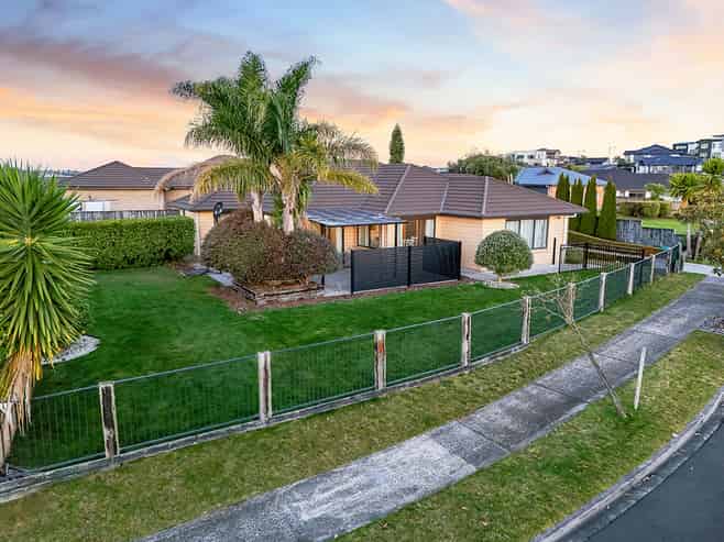 3 Drower Glen, Flagstaff
