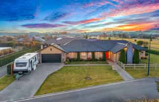 25 Jacqueline Drive, West Melton