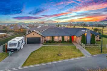 25 Jacqueline Drive, West Melton