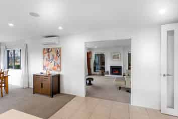 25 Jacqueline Drive, West Melton