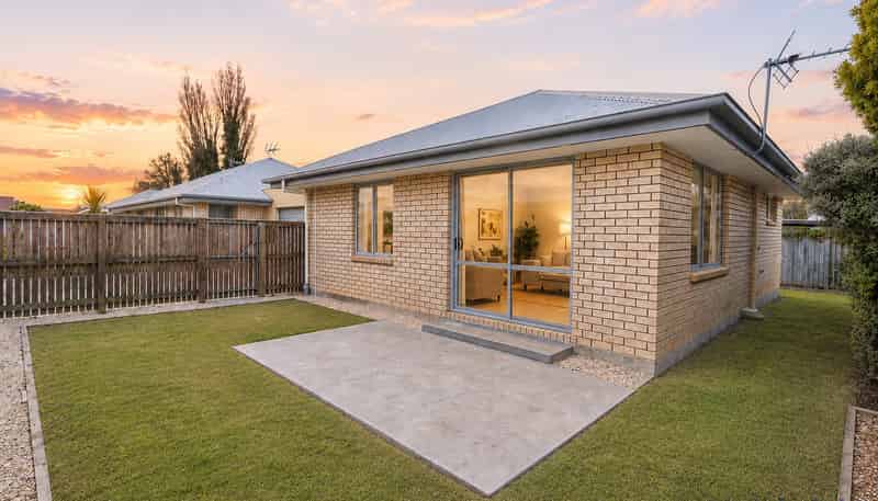 74E Olliviers Road, Phillipstown
