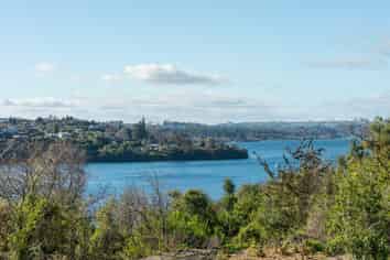 9 Parawera Drive, Acacia Bay