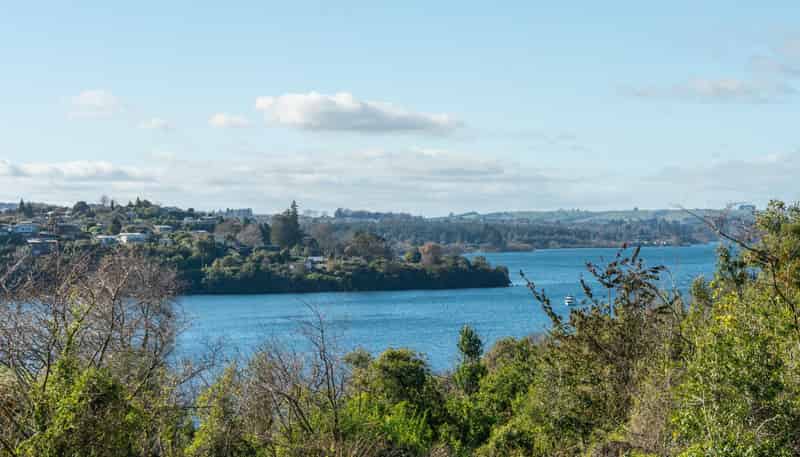 9 Parawera Drive, Acacia Bay