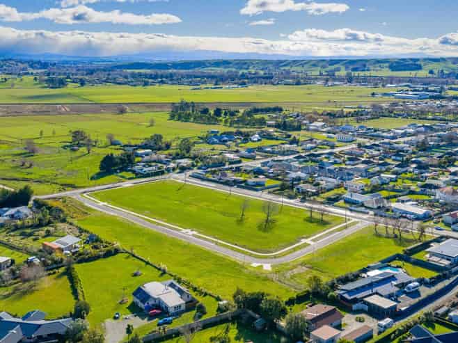 Lot 1-34, 17 Lake View Road, Waipukurau