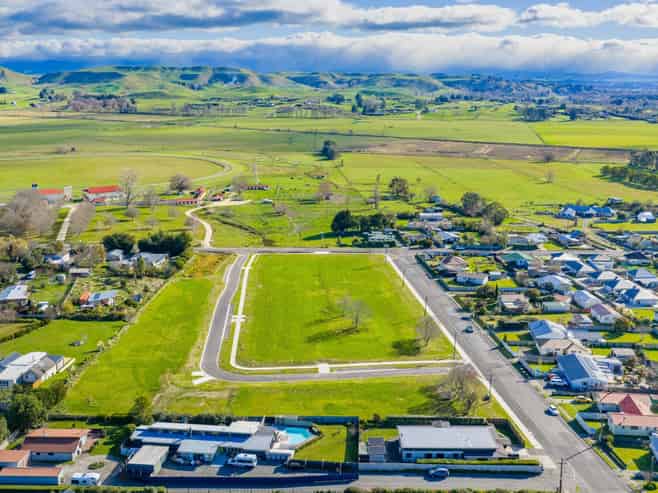 Lot 1-34, 17 Lake View Road, Waipukurau