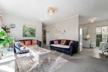 2/54 Finch Street, Morningside