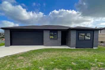 8 Royal St Anne's Drive, Kamo