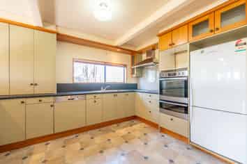 262 Foley Road, Levels