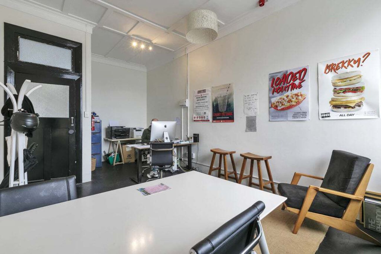 Light Filled Character Office | 22 m² - Vista 2