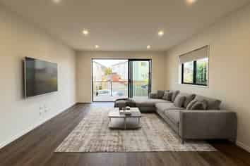 3/73 The Avenue, Lynfield