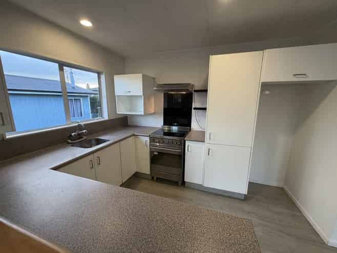 3/909 Clive Street, Akina