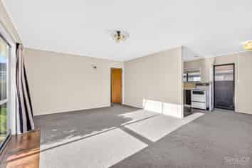 5 Avon Place, Springvale