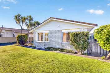 5 Avon Place, Springvale