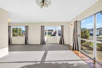 5 Avon Place, Springvale