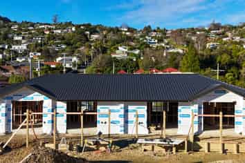 6 Calder Avenue, NORTH EAST VALLEY