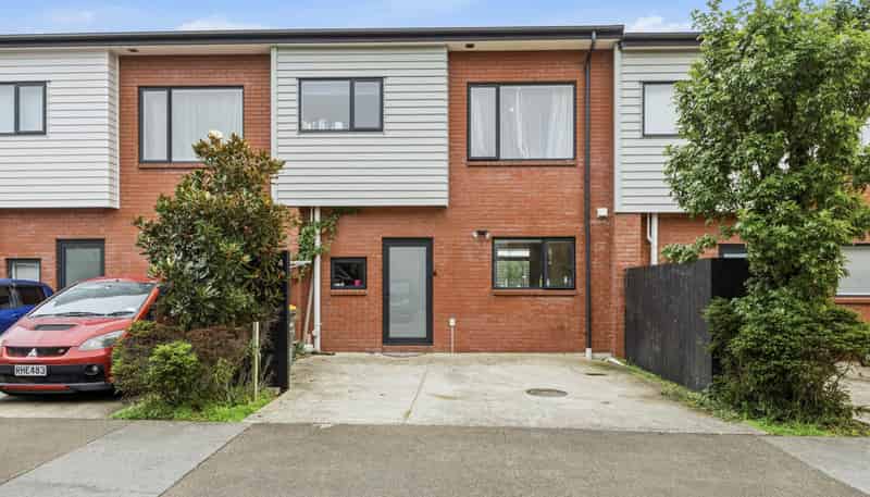 4 Fermi Lane, Papakura