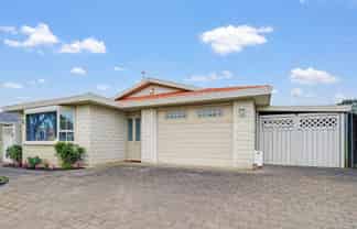 30 Kakaho Drive, Tawhero
