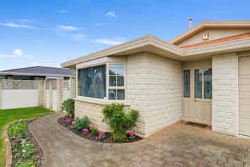 30 Kakaho Drive, Tawhero