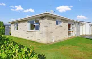 28A Wood Street, Takaro